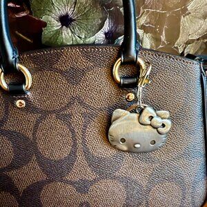 NEW Hello Kitty Keychain Vintage Metal Car Key Chain or Purse Charm